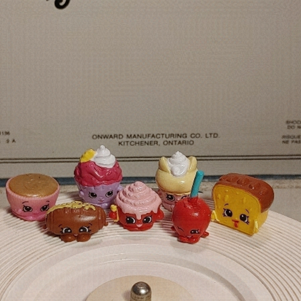 SHOPKINS desserts